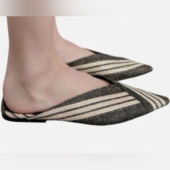 Zara Shoes - (Z1) Zara women's flat mules, size 39/8 US, ivory black, with shiny stripes